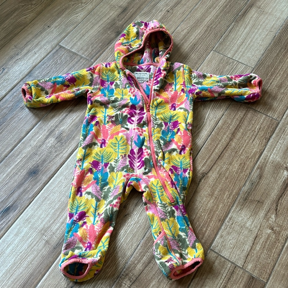 Burton kids one piece fleece 12-18 months.
